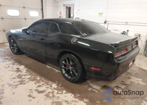 2022 Dodge Challenger Gt z USA, uszkodzony, nr VIN 2C3CDZJG2NH181613
